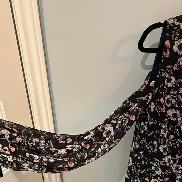 Vince Camuto Dress - Picture 4 of 4